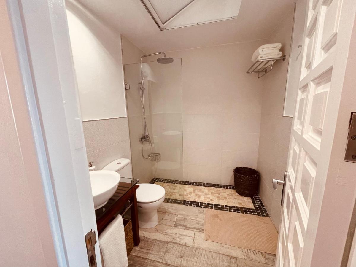 Vivienda Unica En Primera Linea De Playa San Bartolomé Luaran gambar